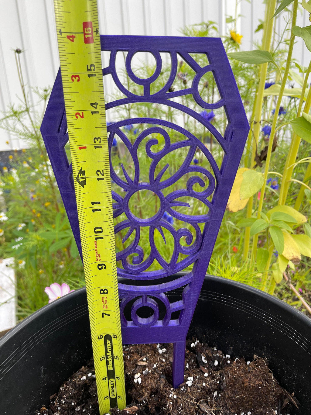 Coffin Plant Trellis, Flower Pattern Support - Indoor Vine Trainer, Rounded Stakes, Scaled Options, 16 x 6 1/2In