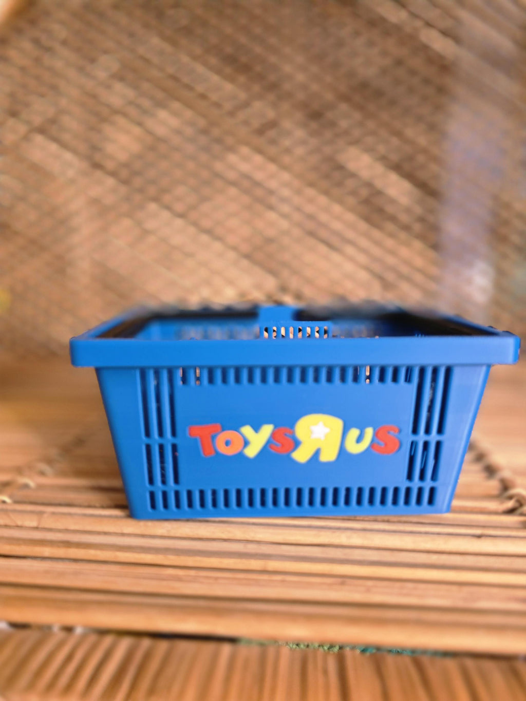 3D Printed Basket, Mini Shopping Organizer | Customizable Handles, Logo Personalization | Party Favors, Desk Storage | 4.2×6×3 In