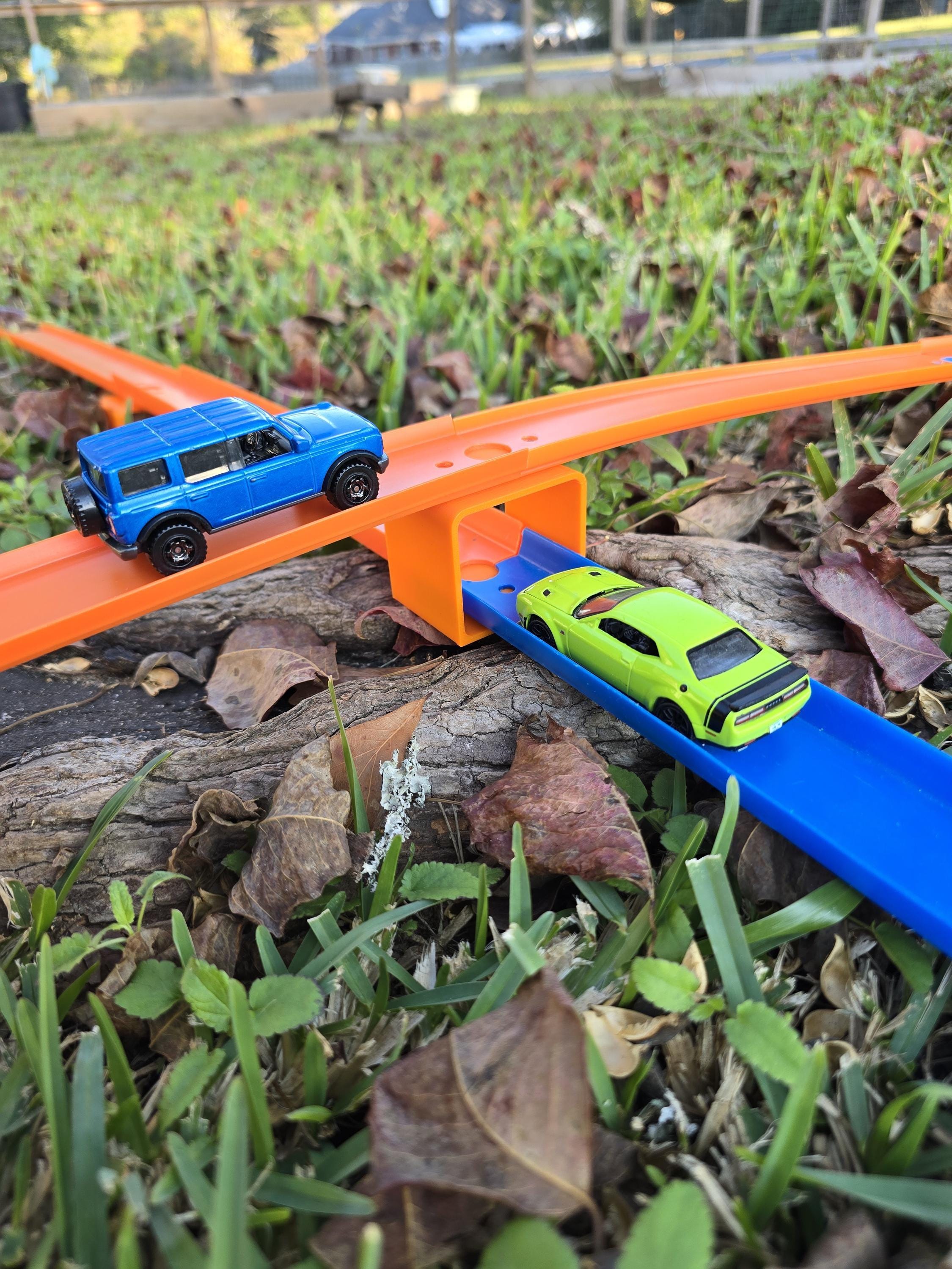 Stack-Track Multi-Level Racetrack