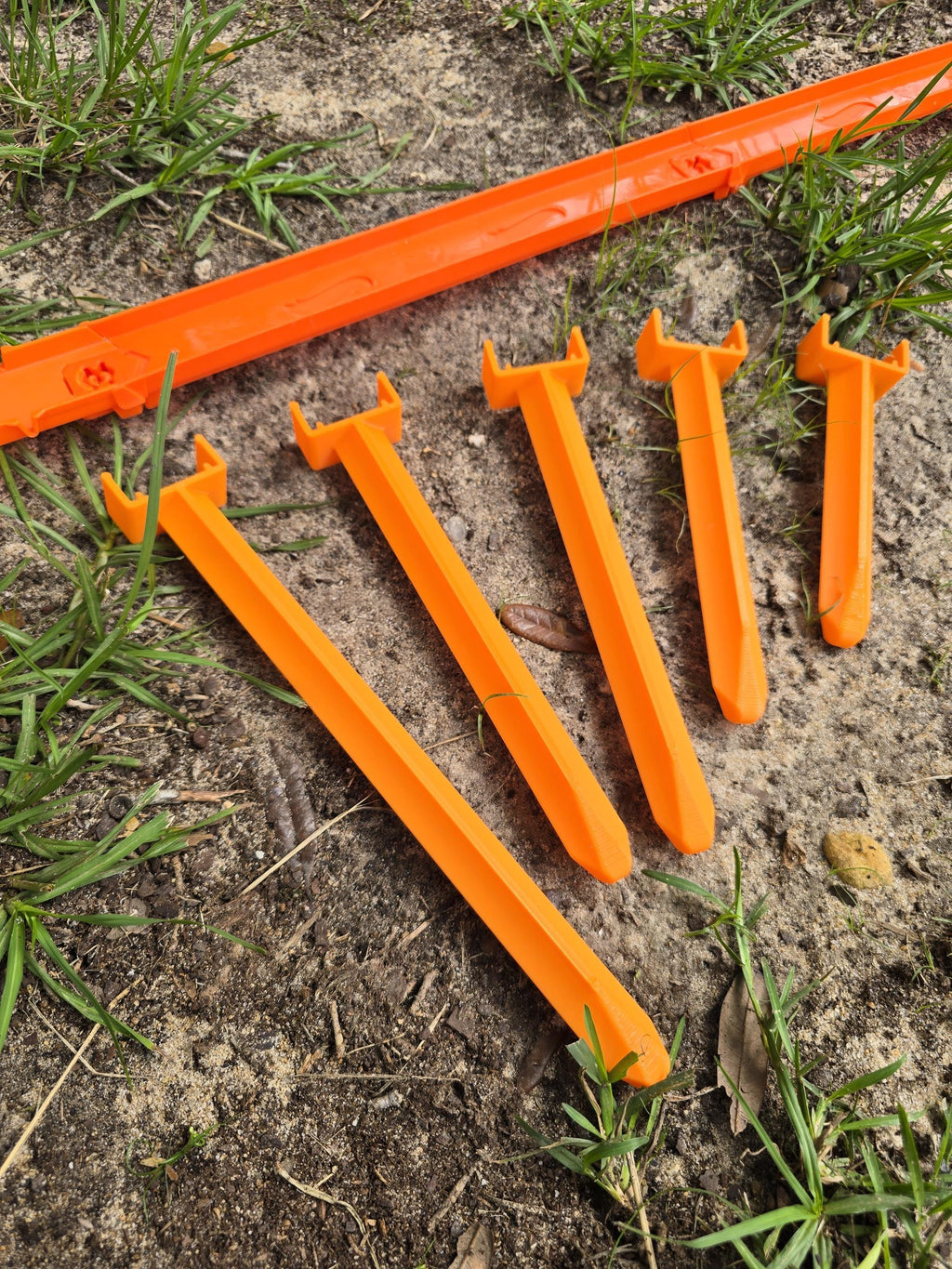Speed Snap Off-Road, Mixed-Length Track Anchors | 3D Printed, Sand & Dirt Stakes | 5–10 Inch Set