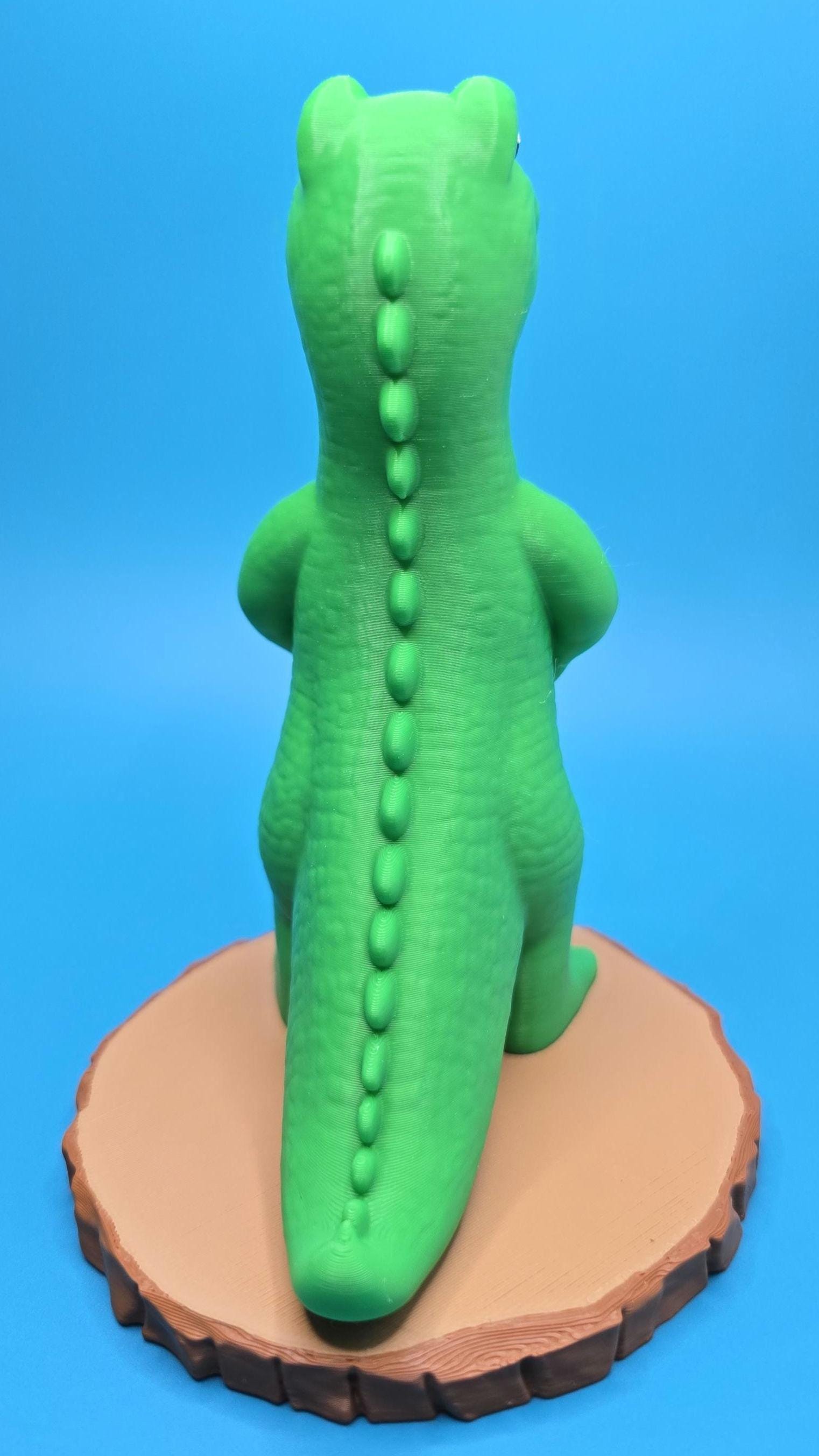Mini Porch Alligator, Farmhouse Desk Statue | 3D Printed Resin | 6 Inch Tall, Giftable Accent