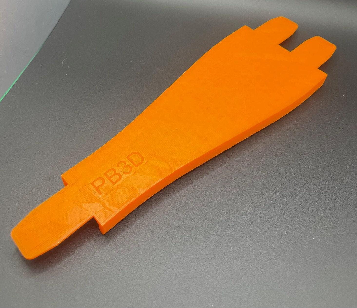 2-to-1 Racetrack Universal Adapter