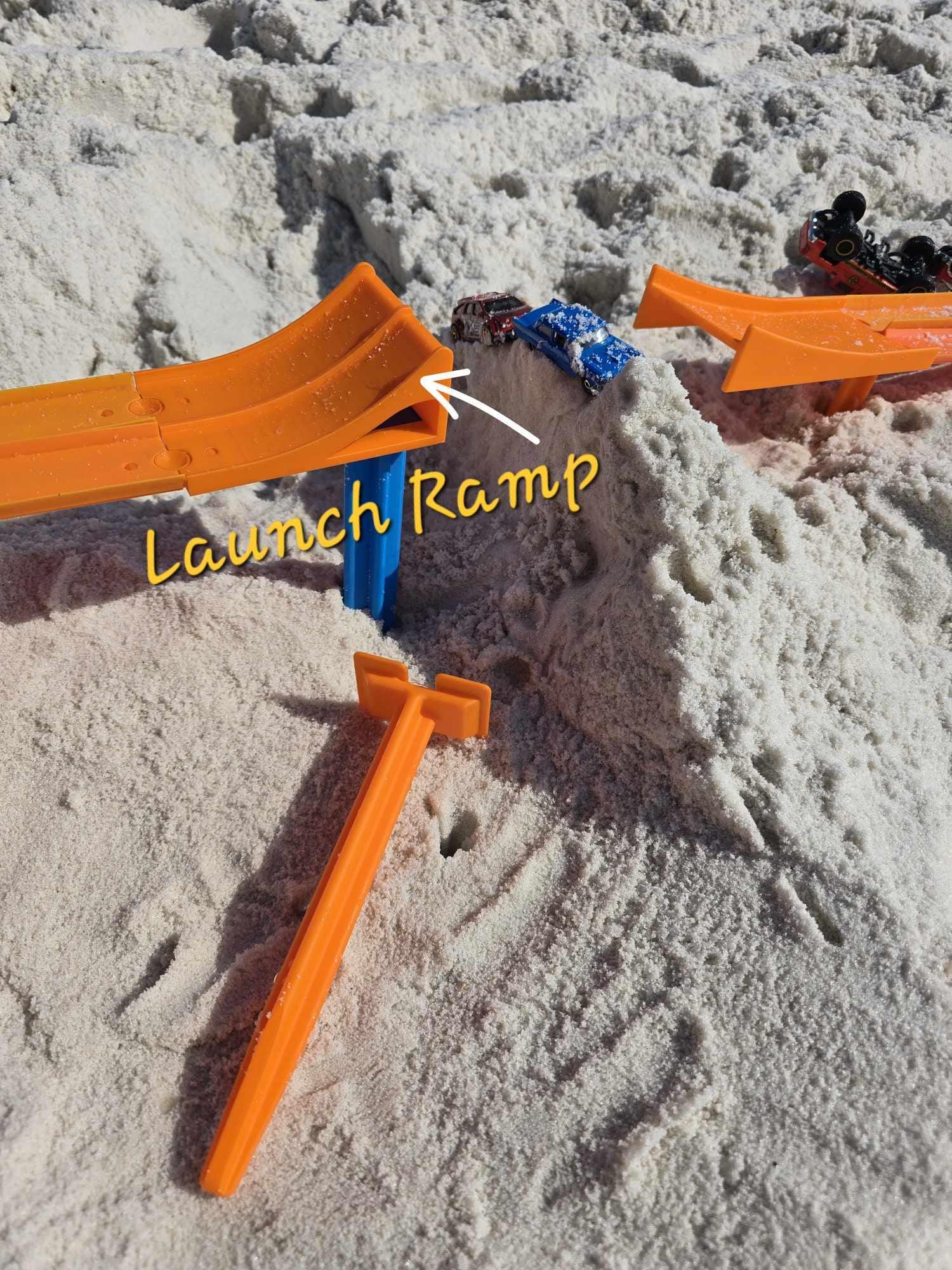 Monster Truck Adventure Sand Spikes