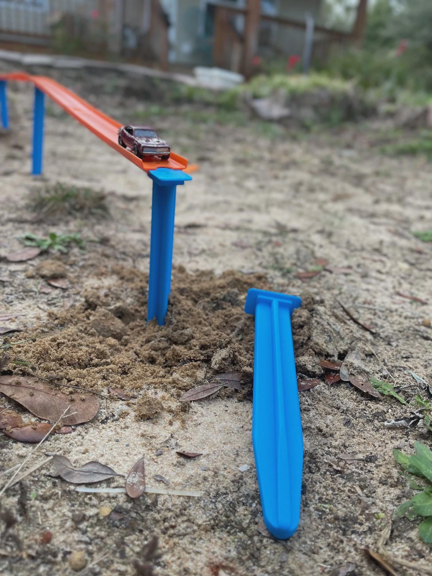 Custom Toy Car Sand, Dirt Spikes | 3D Printed Track Mounts, Launch Platform, Landing Pad, 8 Inch