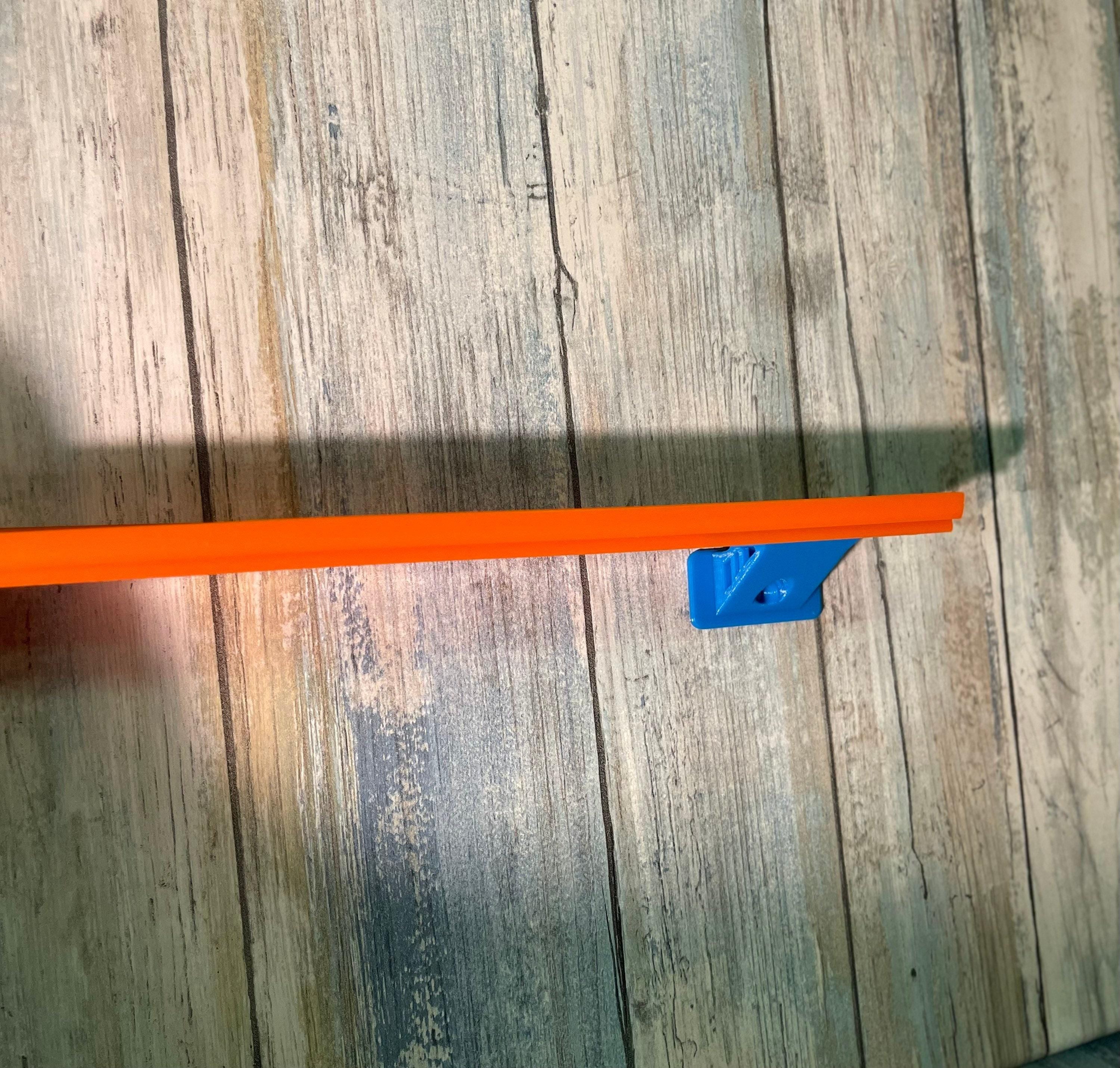 Racetrack Wall Mounts Organizer